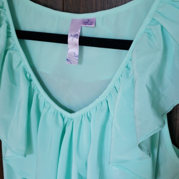 Alya Short Dress - Picture 3 of 3